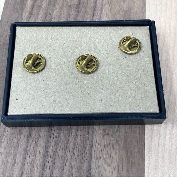 Vintage Gold Tone Western Tacs Hats Collars Ties Lapels - Picture 5 of 8